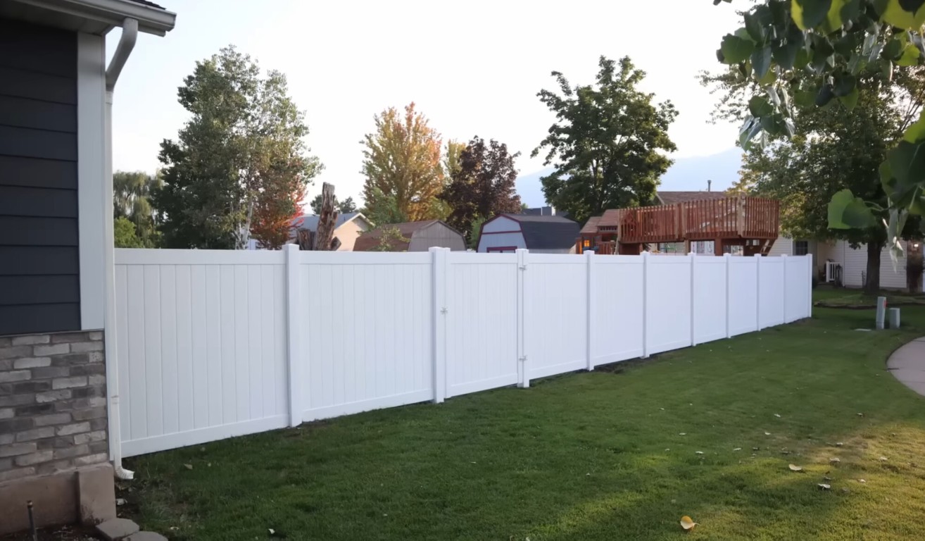 Professional fence installation in Ivins, Utah showcasing quality residential fencing
